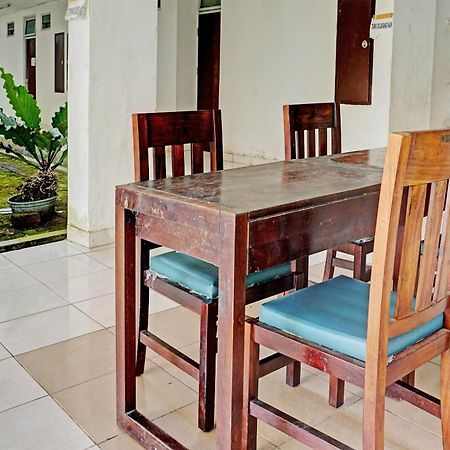 Spot On 92374 Penginapan Rusunawa Malang Dış mekan fotoğraf