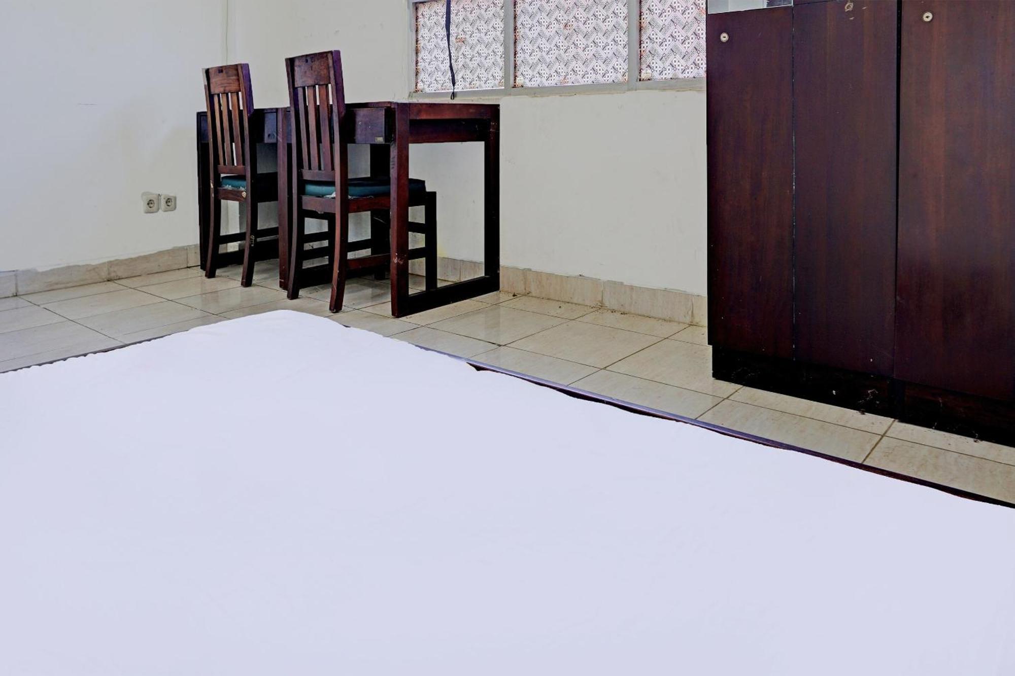 Spot On 92374 Penginapan Rusunawa Malang Dış mekan fotoğraf