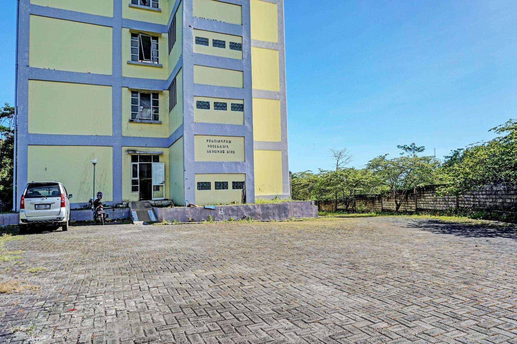 Spot On 92374 Penginapan Rusunawa Malang Dış mekan fotoğraf